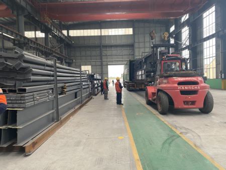 出口钢构件-山东荣源钢结构有限公司.