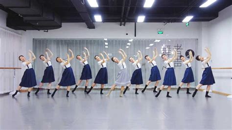 舞蹈艺考班女生写真集|摄影|人像摄影|LEIZHAOXIA - 原创作品 - 站酷 (ZCOOL)