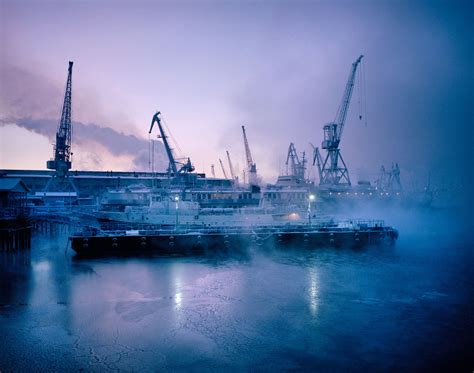 深入俄罗斯的极夜之城 灰蓝色的冰雪地带