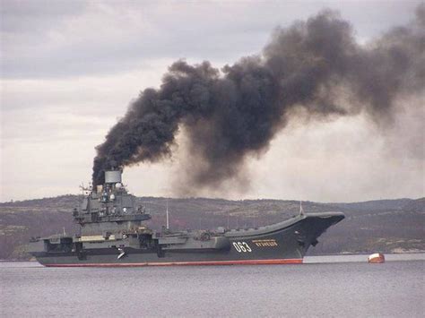 乌偷袭俄黑海舰队，炸毁4艘军舰，英国下场策划？普京报复已至 - 知乎