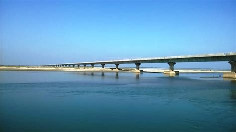 中印边境最新消息 印度在中印边境建成近万米长桥 可通行60吨坦克_国际新闻_海峡网