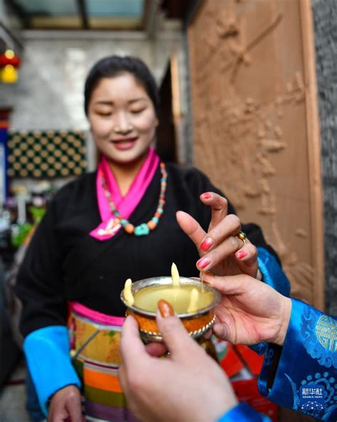 中国西藏信息中心举行2010春节藏历铁虎新年联欢会