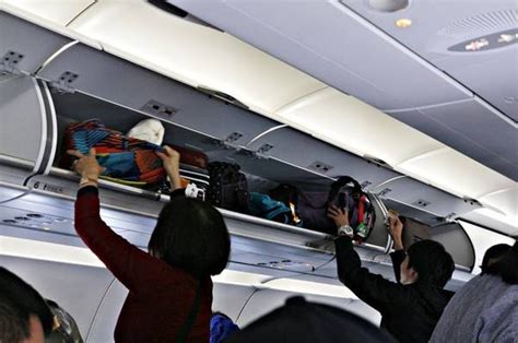背包算随身行李重量吗，上飞机背包和行李箱都算随身行李吗 - 易大皮具