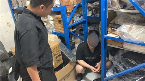 上海警方破获在电商平台售假品牌箱包案 涉案金额2500余万元