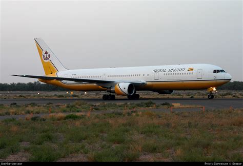 Aircraft Photo of V8-RBL | Boeing 767-33A/ER | Royal Brunei Airlines ...