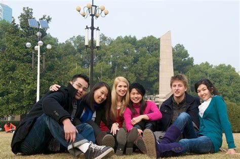 疫情下的海外留学变化：英国成中国留学生首选国家