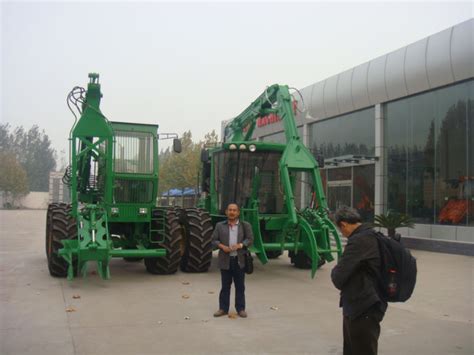 中联重科农业机械2019中国国际农机展主视觉及延展设计|平面|品牌|零点七 - 原创作品 - 站酷 (ZCOOL)