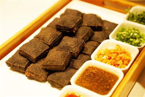 舌尖上的长沙，从火宫殿的臭豆腐开始，拥有400多年历史，很好吃_爱好者_美食_传统