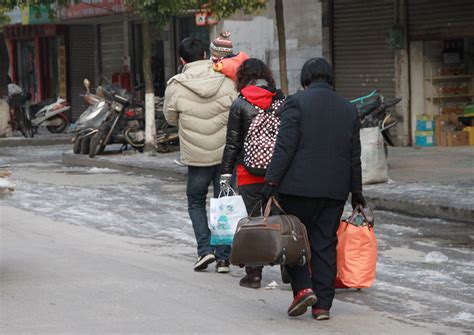 【过年回家摄影图片】安庆车站纪实摄影_太平洋电脑网摄影部落