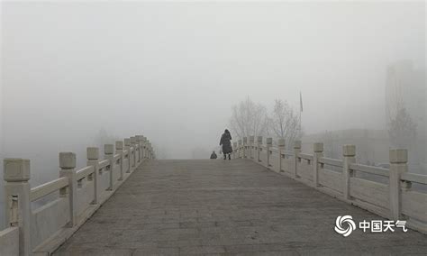 山东烟台大雾弥漫-图片-中国天气网