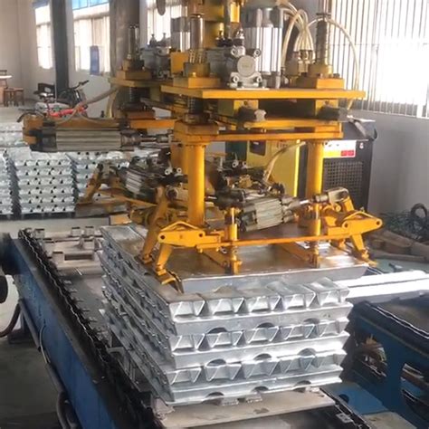 厂家直供自动化设备生产锌锭自动马剁机 高品质质量 铝锭堆垛设备-阿里巴巴