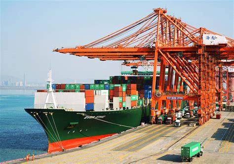 重磅！9月中国货物贸易进出口额创历史新高 | 每经网