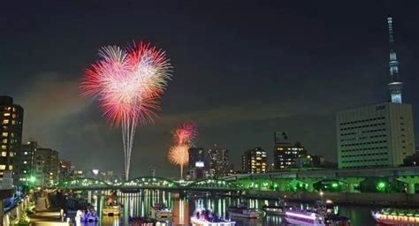 照亮天空的20,000发烟火，7月底到浅草看「隅田川烟火大会」