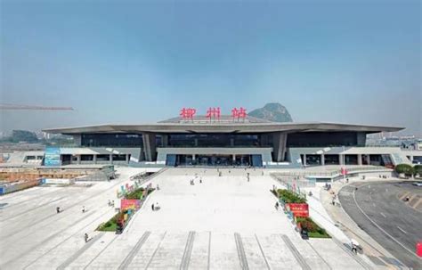 广西柳州高铁动车站城市交通枢纽高清摄影大图-千库网