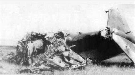 历史上的今天6月15日_1972年国泰航空700Z号班机在越南上空爆炸坠毁，机上81人全数罹难。