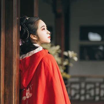 女生头像古典温柔真人