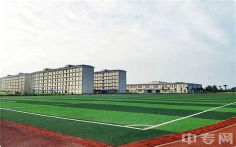 武汉铁路职业技术学院的宿舍条件如何？校区内有哪些生活设施？ - 知乎