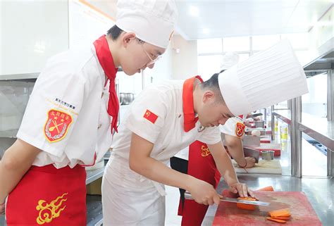 上海新东方烹饪学校一分钟惊艳亮相！_新东方烹饪教育（上海校区）【官网】