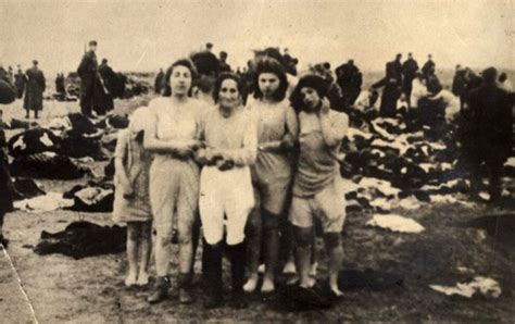 纳粹羞辱残杀犹太妇女黑镜头-新闻中心-南海网