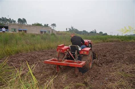 小型农机的发展将开辟农机具行业的新天地 - 农机动态 - 新农资360网|土壤改良|果树种植|蔬菜种植|种植示范田|品牌展播|农资微专栏