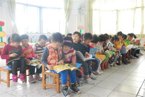 2013年少儿阅读活动--自贡市图书馆