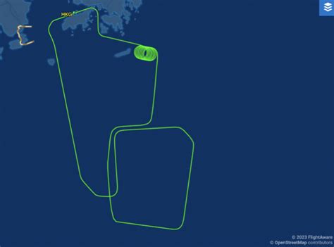 国泰航空再被曝客机起飞后折返 新航班已再次出发_南方网