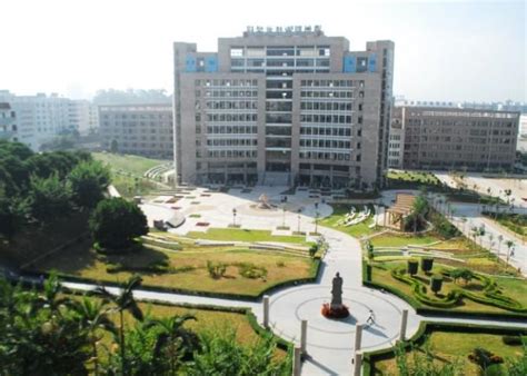 福建：漳州卫生职业学院2021高考录取通知书查询入口