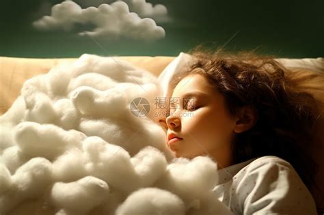 做梦|宝宝睡觉时，为什么总是偷偷笑，是在做梦吗？看完你就明白了！