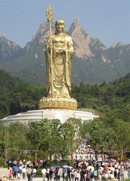 中国佛教五大名山，它们由来如何，分别是哪位佛祖菩萨的道场?|名山|雪窦山|道场_新浪新闻