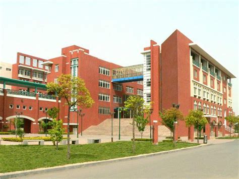 郑州大学校园景观