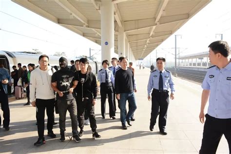 潜逃多年的杀人嫌犯地铁站被抓 全靠人脸识别黑科技_搜狐汽车_搜狐网