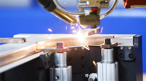 激光自动化焊接中治具和夹具的区别丨武汉双成激光设备制造有限公司