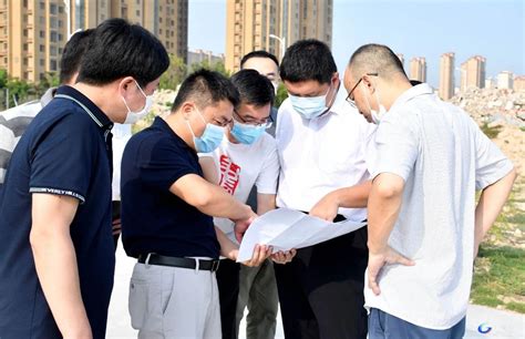 漳州古雷开发区主要领导调研民生配套项目推进工作