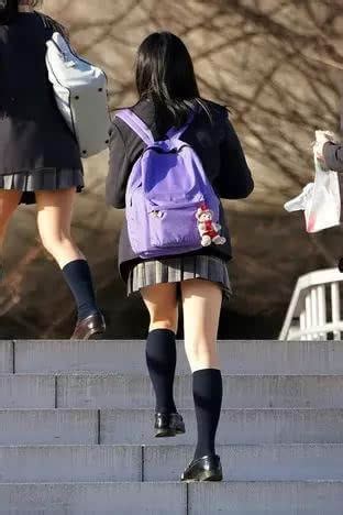 日本女性被偷拍现象严重，政府竟然这样做