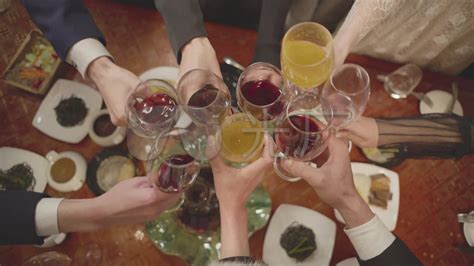 酒局图片