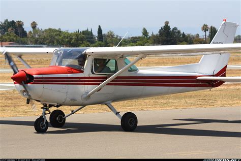 Cessna 152 - Price, Specs, Photo Gallery, History - Aero Corner