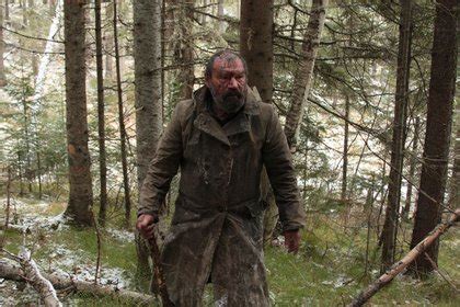 西伯利亚猎人发现有史以来保存最完整的猛犸象残骸 - 化石网