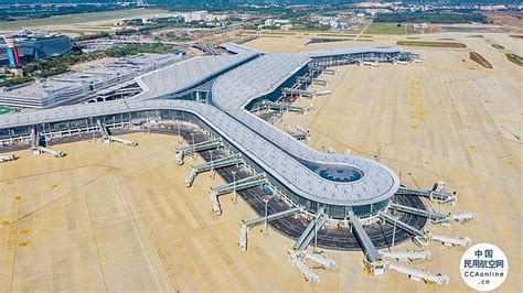 海南省有几个机场分别在哪里 ，海口和三亚的机场各叫什么名字？ - 华龙号
