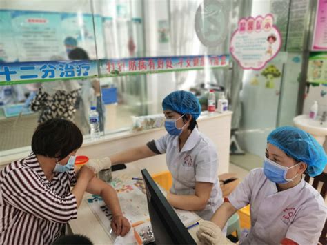青山乡有序组织开展新冠疫苗第二针次接种工作_六安市裕安区人民政府