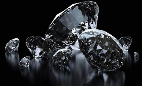 最便宜的钻石多少钱 价格是多少 - 中国婚博会官网