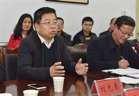 陇南市副市长张强一行到景礼高速陇南段项目调研指导工作
