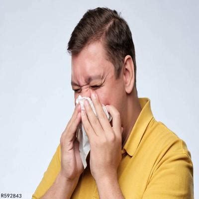 喉咙痛咳嗽有痰吃什么药 治疗咳嗽的几种药物-京东健康