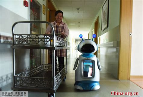机器人入驻养老院 成为护理工作智能帮手 - China.org.cn
