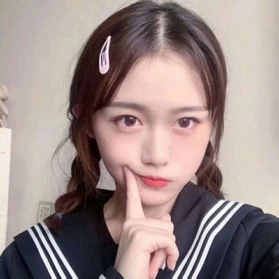 温柔校服女生头像