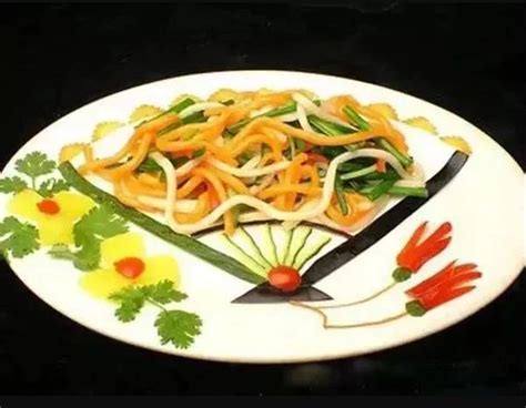 【鲜煮兴国鱼丝的做法步骤图，怎么做好吃】芦苇-LU_下厨房