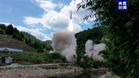 NEWS UPDATE | 现场画面！“导弹全部精准命中目标”|台湾省|导弹|东部战区_新浪新闻