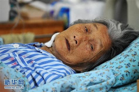 88岁拾荒老人病危 先后曾养育20多弃婴 - 好人好事 - 东南网