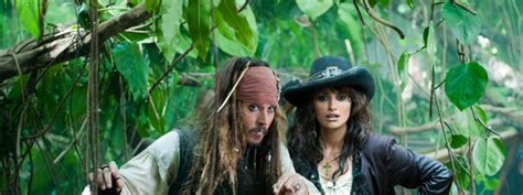 《加勒比海盗4》美人鱼带牧师去哪了？杰克父亲是个什么样的人？