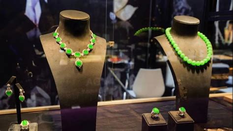 海南展 | 2022世界珠宝发展大会暨海南国际珠宝展正式开幕--国家珠宝玉石首饰检验集团有限公司