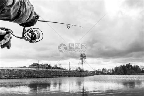 混养池塘里钓鲤鱼和鲫鱼的技巧（上）_钓鱼人必看